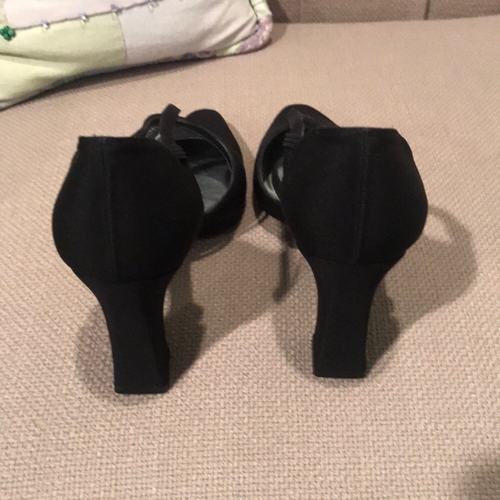 Stuart Weitzman Black Heels - Picture 2 of 4
